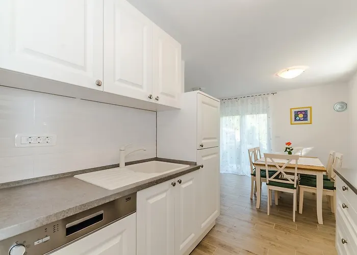 Apartament Robinson *